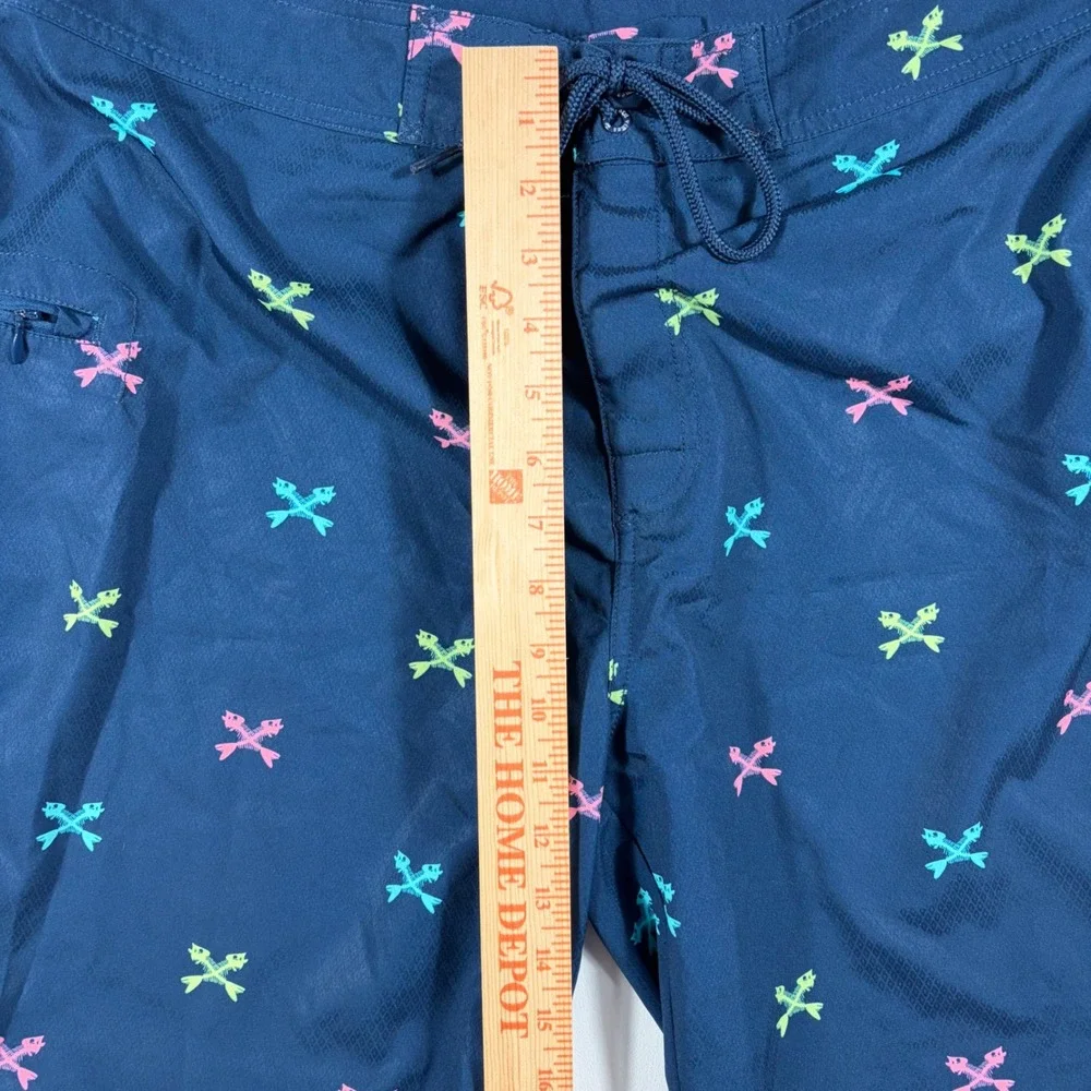 Vineyard Vines Board Shorts Mens 36 Neon Fish Bone Print Navy Blue AOP
